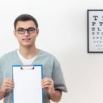Quanto Ganha um Oftalmologista no Brasil em 2025? Salários, Tendências e Oportunidades
